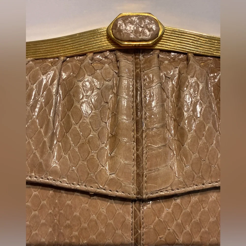 Judith Leiber Snakeskin French Wallet |Vintage 1970s Tan & Gold Leather - Picture 2 of 16